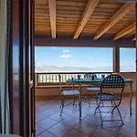 Country Village Terrace Apartment *