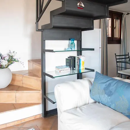 Porto Rotondo, Country Village Terrace Apartment *