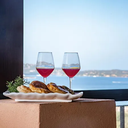 Porto Rotondo, Country Village Terrace Apartment *