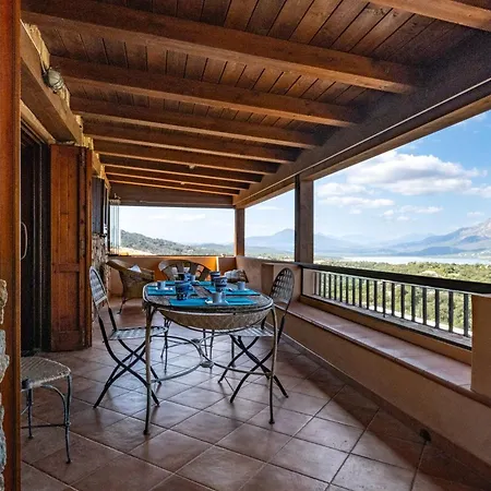 Porto Rotondo, Country Village Terrace Apartment *